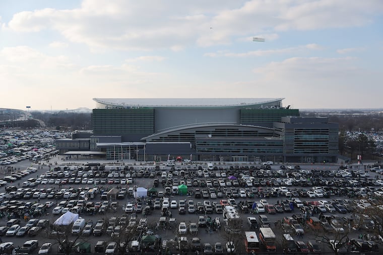 The Wells Fargo Center in Philadelphia on Sunday. The 76ers are abandoning their plan to build a new arena in Center City and will remain in South Philly.